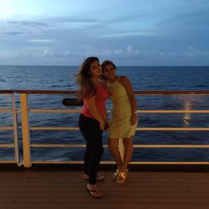 Meet your Posher, Najelin